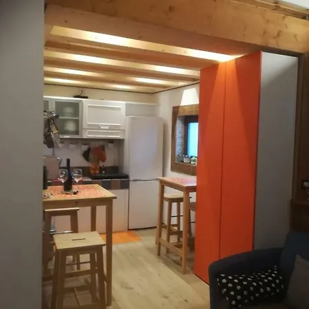 Loft Francesco 아파트 부스토아르시치오